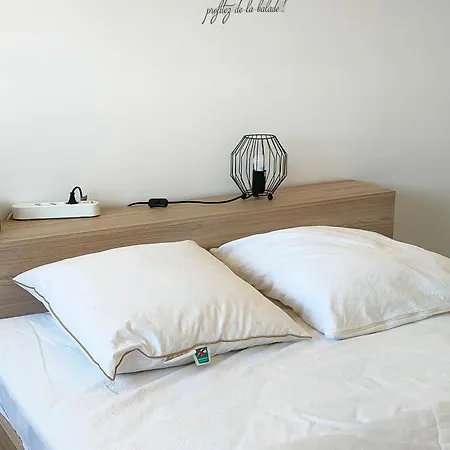 Spacieux 4 Pers A 200m De La Avec Parking Prive - Fr-1-323-443 Saint-Hilaire-de-Riez